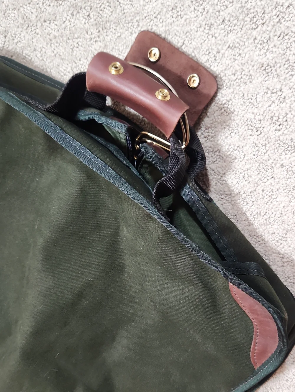 Orvis Dark Green Canvas Garment Bag with Brown Leather Accents